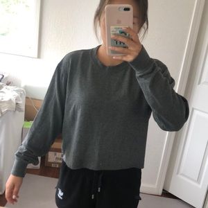 Grey cropped crewneck